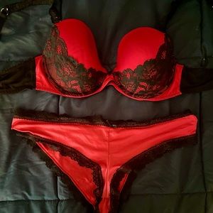 Red and black lace lingerie set!